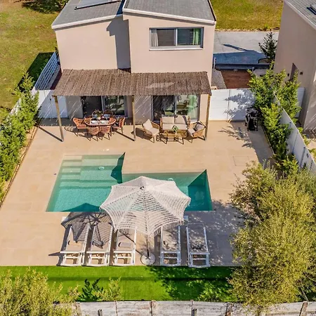 Villa Romas 3 By